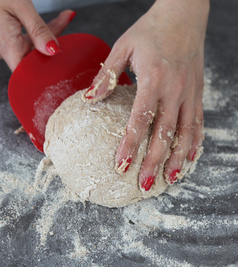 Bread making and kneading  as a mindful practice